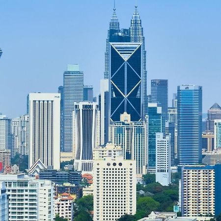 7 Mins Klcc Next To Hospital Gleneagle Apartment Kuala Lumpur Luaran gambar